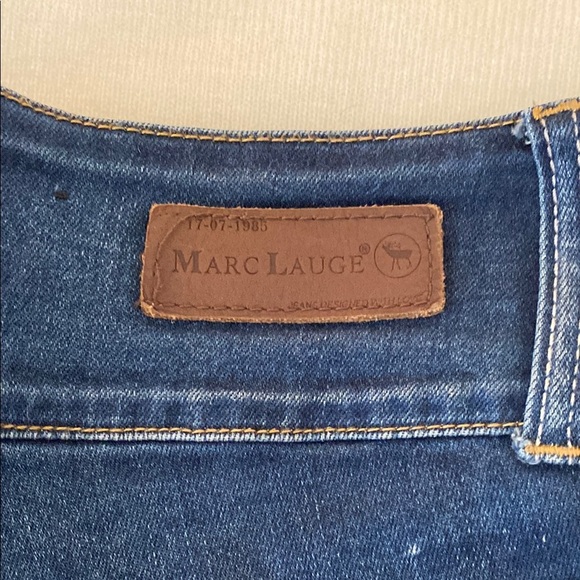 Indigo Blue Straight Leg Jeans with Subtle Fading - Picture 7 of 12